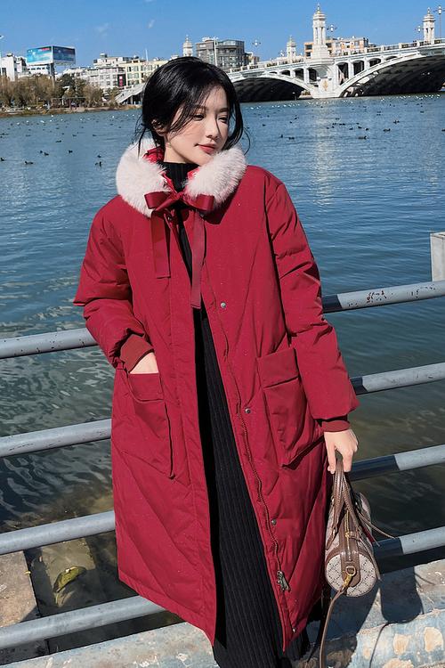 紅色大毛領中長款羽絨服女冬季2021年新款時尚洋氣白鴨絨外套